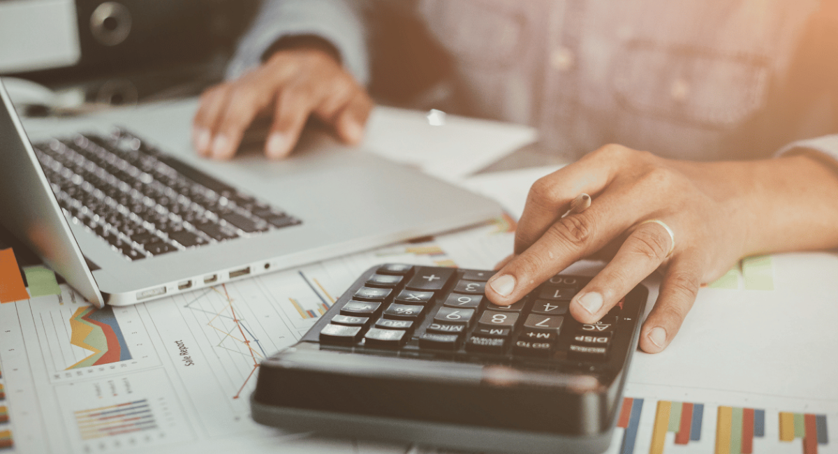 הטעויות הפיננסיות שכולם עושים – וכיצד אתם יכולים להימנע מהן